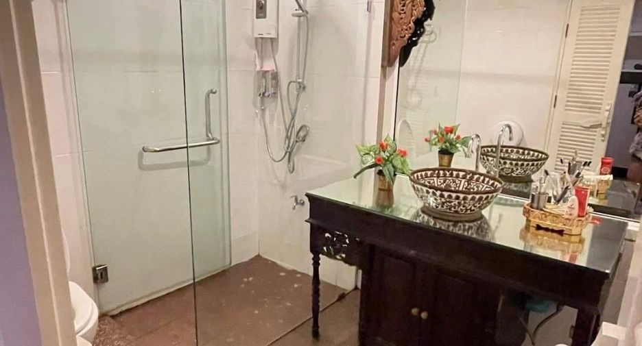 À vendre 4 chambres hôtel à Mueang Chiang Mai, Chiang Mai