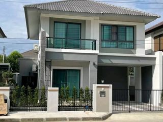 For Rent 3 Bedroom House In Saraphi, Chiang Mai