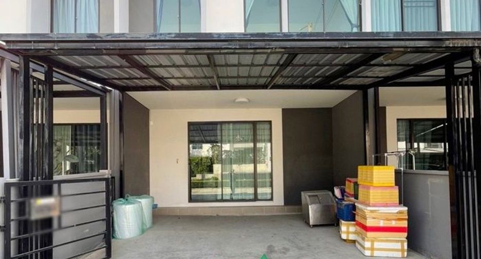 For sale 3 bedrooms townhouse in Pak Kret, Nonthaburi