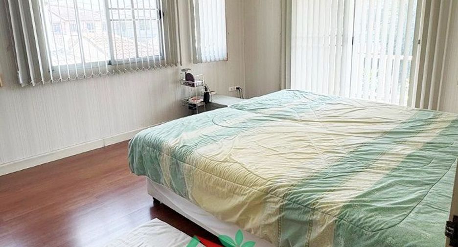 À vendre 3 chambres maison à Krathum Baen, Samut Sakhon