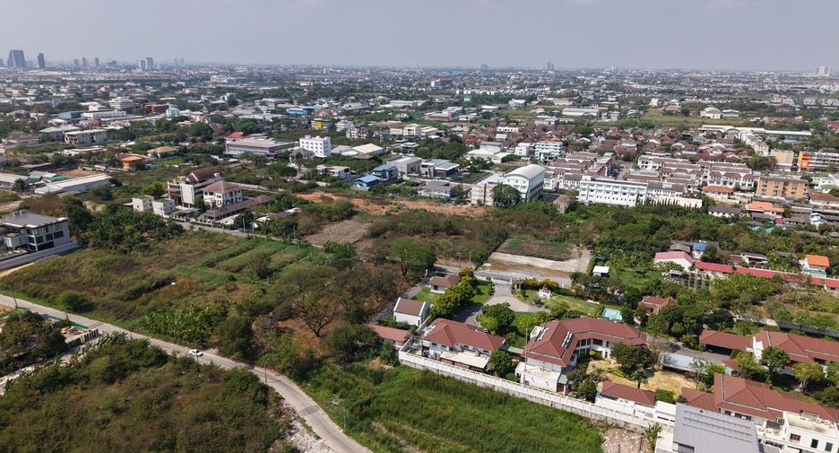 For sale land in Saphan Sung, Bangkok