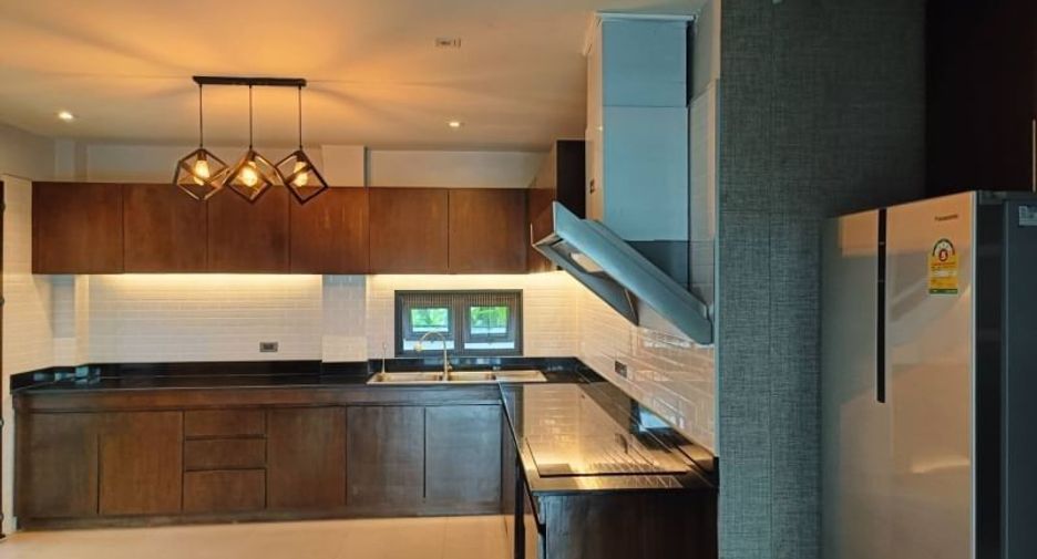 Haus zur Miete mit 3 Zimmer in San Sai, Chiang Mai