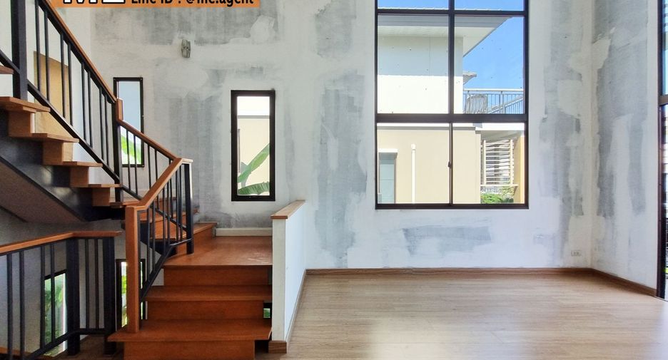 For sale 4 bedrooms house in Suan Luang, Bangkok
