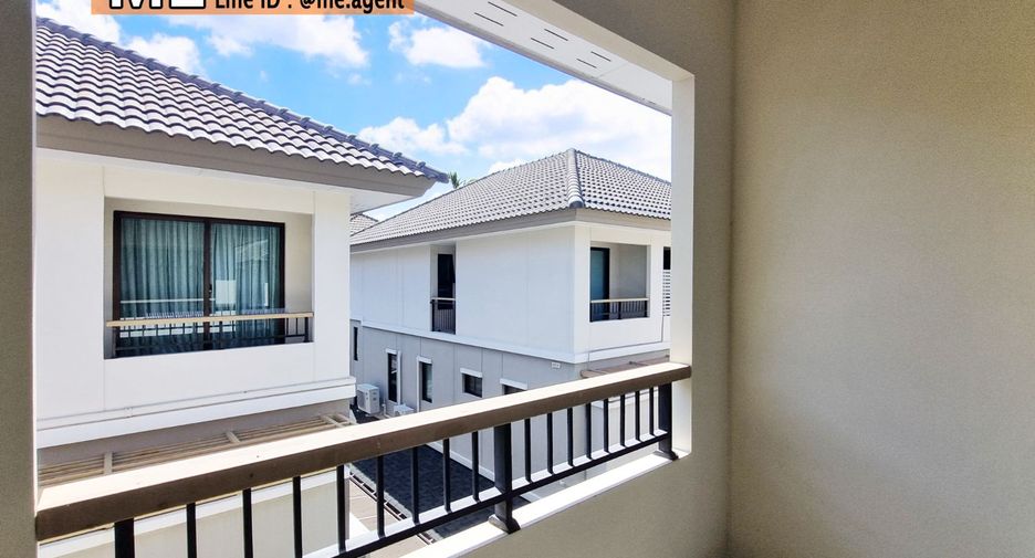 For sale 4 bedrooms house in Suan Luang, Bangkok