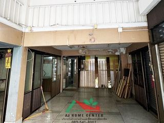 For sale 4 Beds retail Space in Bangkok Yai, Bangkok