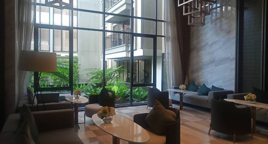À louer 2 chambres condo à Pathum Wan, Bangkok