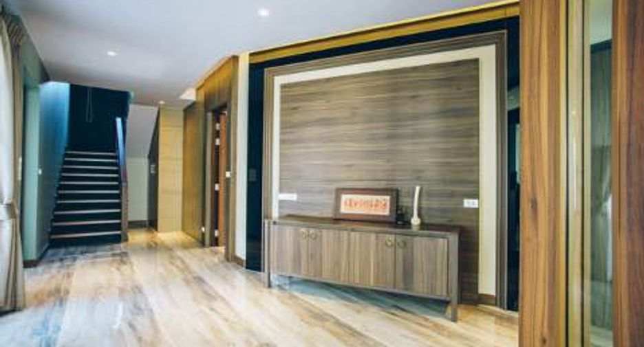 Casa en venta de 4 habitaciones en Hang Dong, Chiang Mai