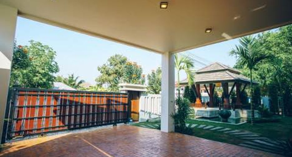 Casa en venta de 4 habitaciones en Hang Dong, Chiang Mai