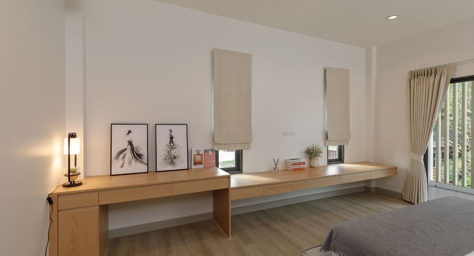 Haus zum Kauf mit 5 Zimmer in Saraphi, Chiang Mai