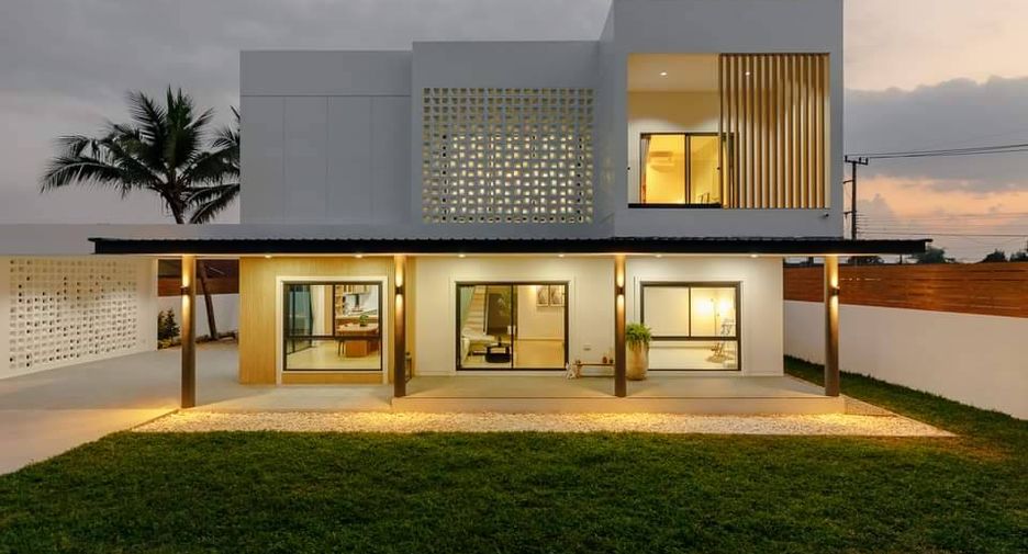 Haus zum Kauf mit 5 Zimmer in Saraphi, Chiang Mai
