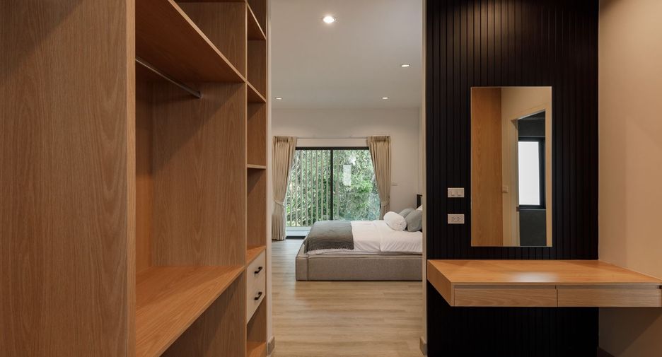 Haus zum Kauf mit 5 Zimmer in Saraphi, Chiang Mai
