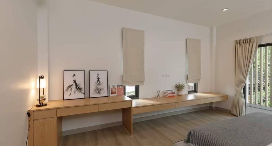 Haus zum Kauf mit 5 Zimmer in Saraphi, Chiang Mai