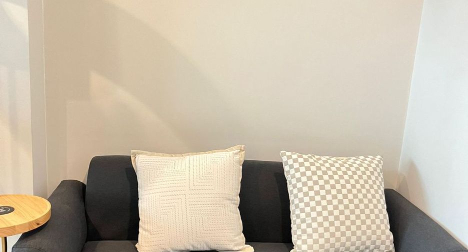 For rent 1 bed condo in Pathum Wan, Bangkok