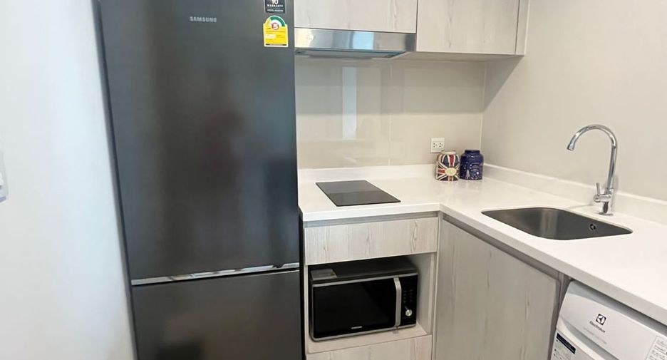 For rent 1 bed condo in Pathum Wan, Bangkok