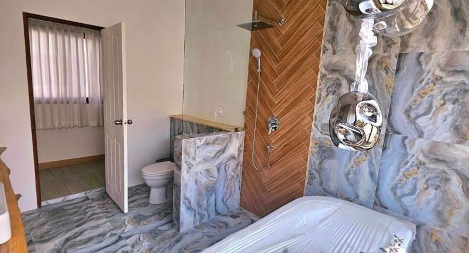 À vendre 8 chambres maison à Doi Saket, Chiang Mai