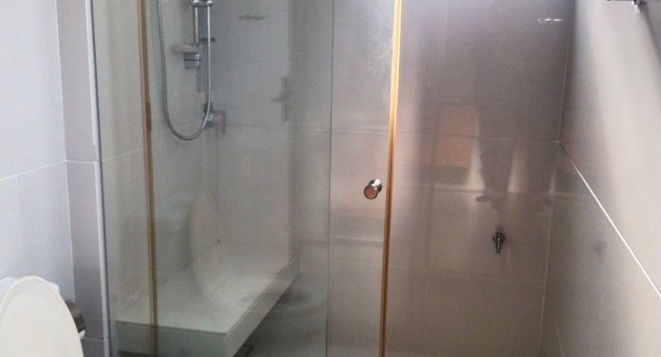 For sale 4 bedrooms house in Mueang Chiang Mai, Chiang Mai