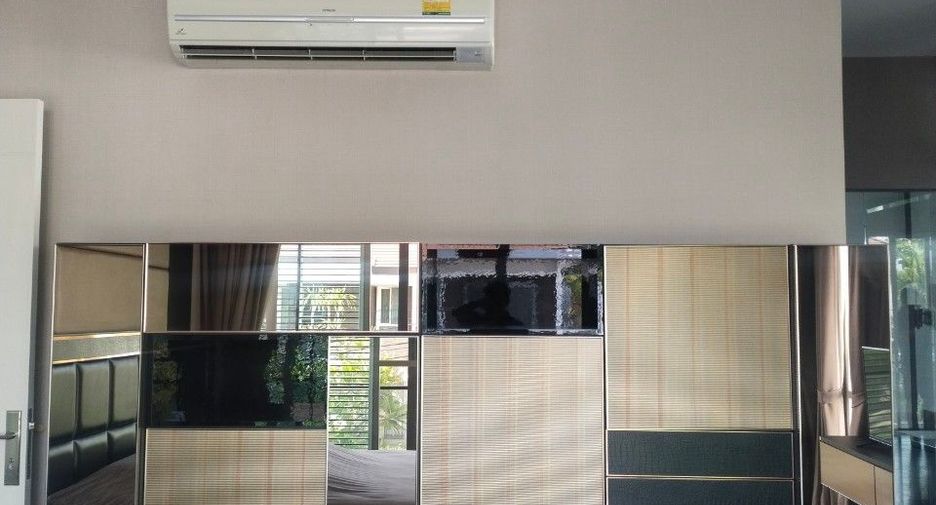 For sale 4 bedrooms house in Mueang Chiang Mai, Chiang Mai
