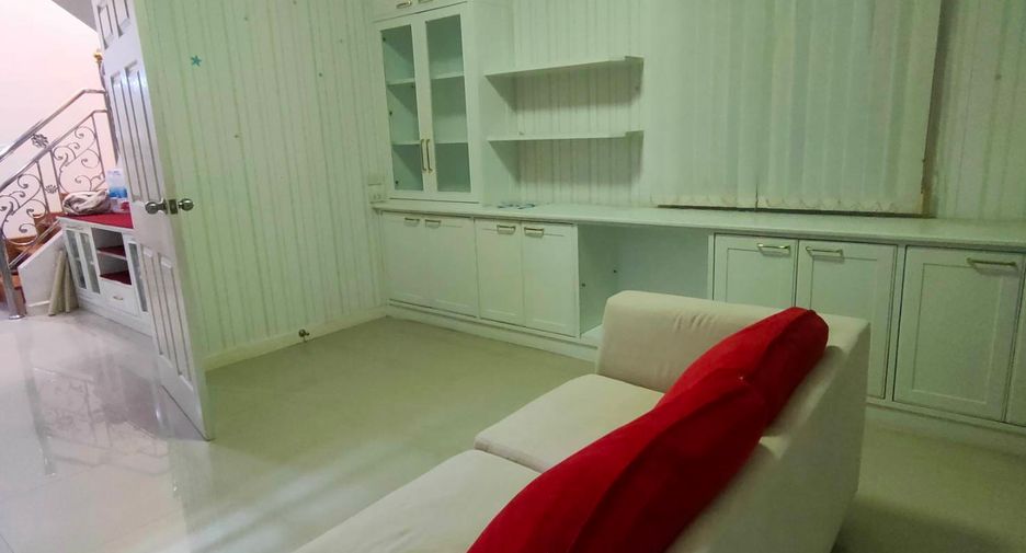 Haus zur Miete mit 4 Zimmer in Saraphi, Chiang Mai