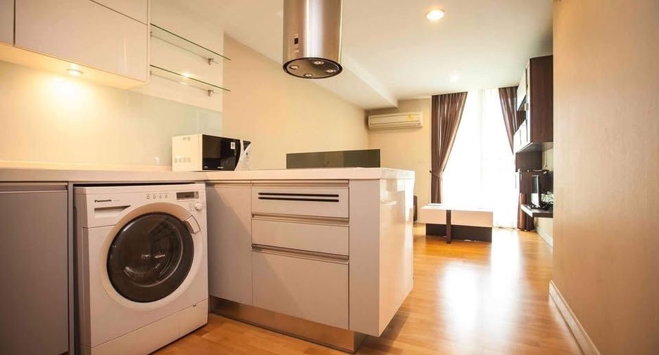 For rent 1 bed condo in Phaya Thai, Bangkok