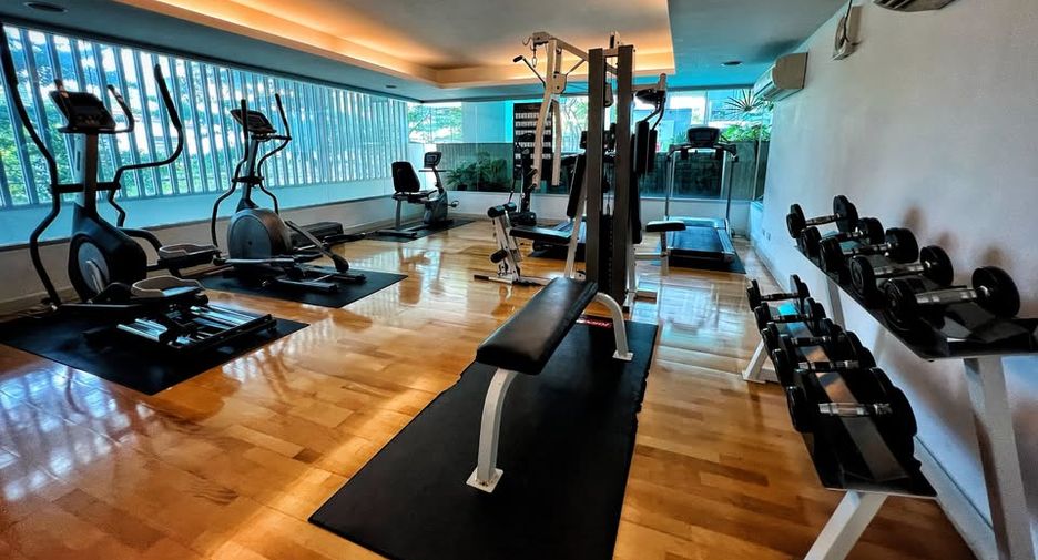 For rent 1 bed condo in Phaya Thai, Bangkok