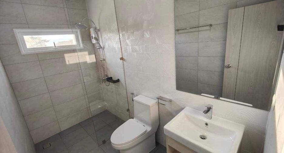 Haus zum Kauf mit 6 Zimmer in San Sai, Chiang Mai
