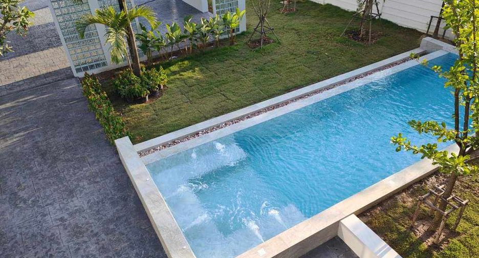 Haus zum Kauf mit 6 Zimmer in San Sai, Chiang Mai