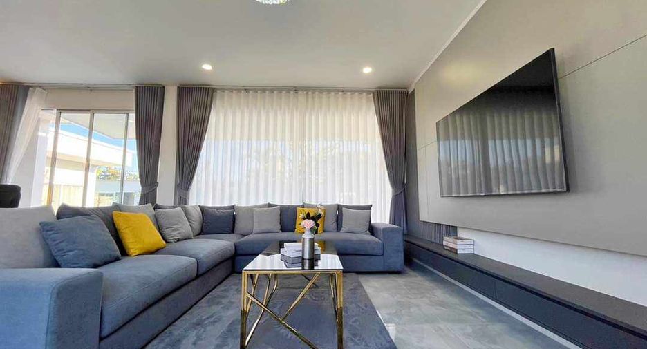 Haus zum Kauf mit 6 Zimmer in San Sai, Chiang Mai