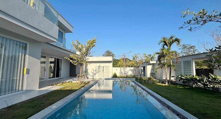 Haus zum Kauf mit 6 Zimmer in San Sai, Chiang Mai