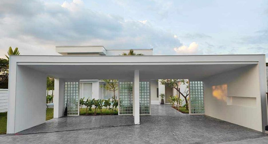 Haus zum Kauf mit 6 Zimmer in San Sai, Chiang Mai