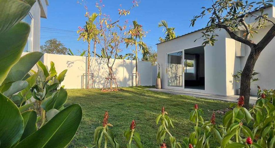 Haus zum Kauf mit 6 Zimmer in San Sai, Chiang Mai