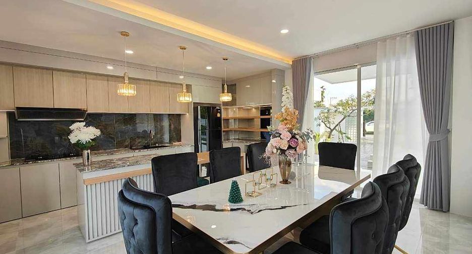 Haus zum Kauf mit 6 Zimmer in San Sai, Chiang Mai