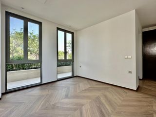 For sale 4 Beds house in Watthana, Bangkok