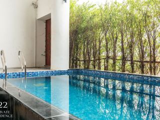 For rent そして for sale 12 Beds house in Bang Kapi, Bangkok