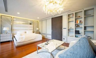 For rent and for sale 4 bed townhouse in Watthana, Bangkok