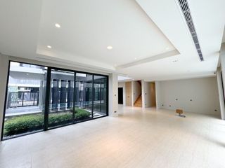 For sale 4 Beds house in Prawet, Bangkok