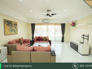 For rent 3 Beds office in Watthana, Bangkok