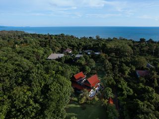 For sale 4 bed villa in Ko Kut, Trat