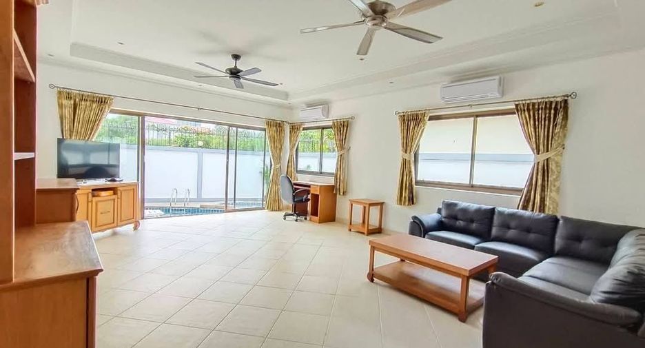 出租 和 出售 3 卧室 独立屋 在 Bang Lamung, Chon Buri