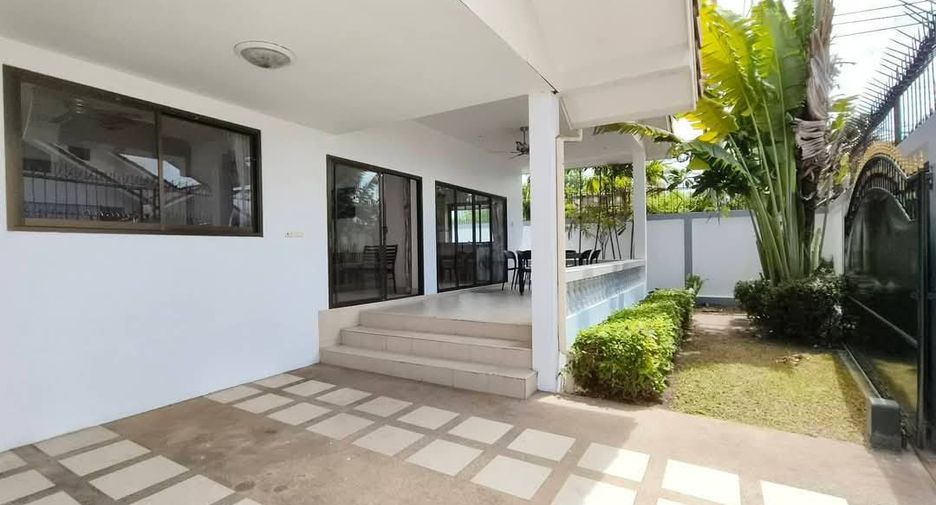 出租 和 出售 3 卧室 独立屋 在 Bang Lamung, Chon Buri