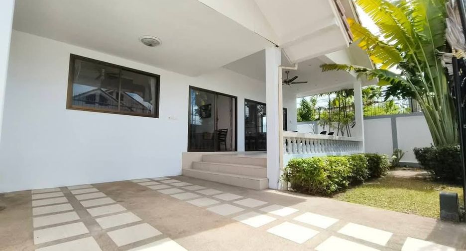 出租 和 出售 3 卧室 独立屋 在 Bang Lamung, Chon Buri