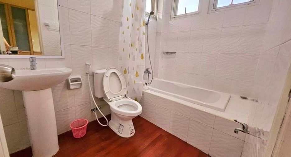 For rent 3 bedrooms house in San Sai, Chiang Mai