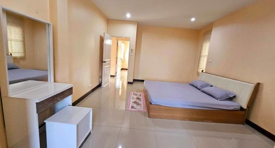 For rent 3 bedrooms house in San Sai, Chiang Mai