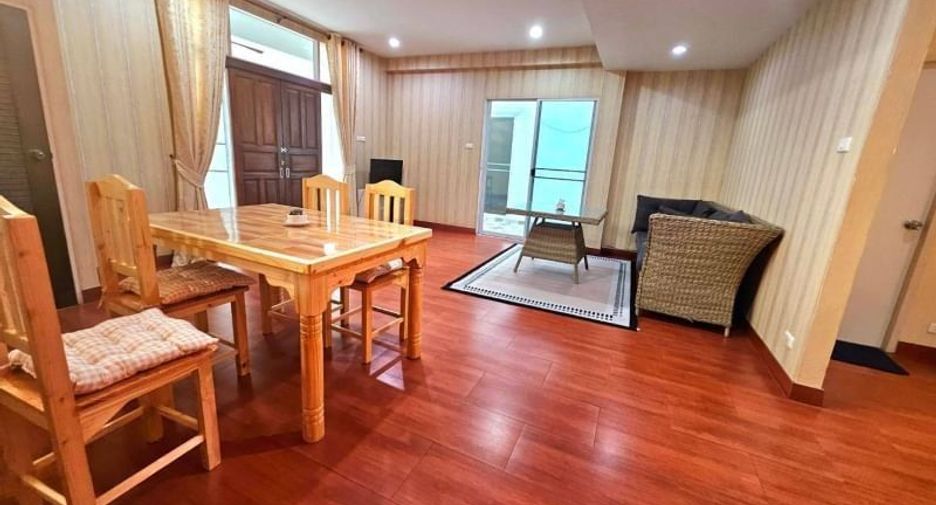 For rent 3 bedrooms house in San Sai, Chiang Mai
