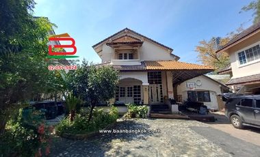 Casa en venta de 9 habitaciones en Mueang Samut Prakan, Samut Prakan