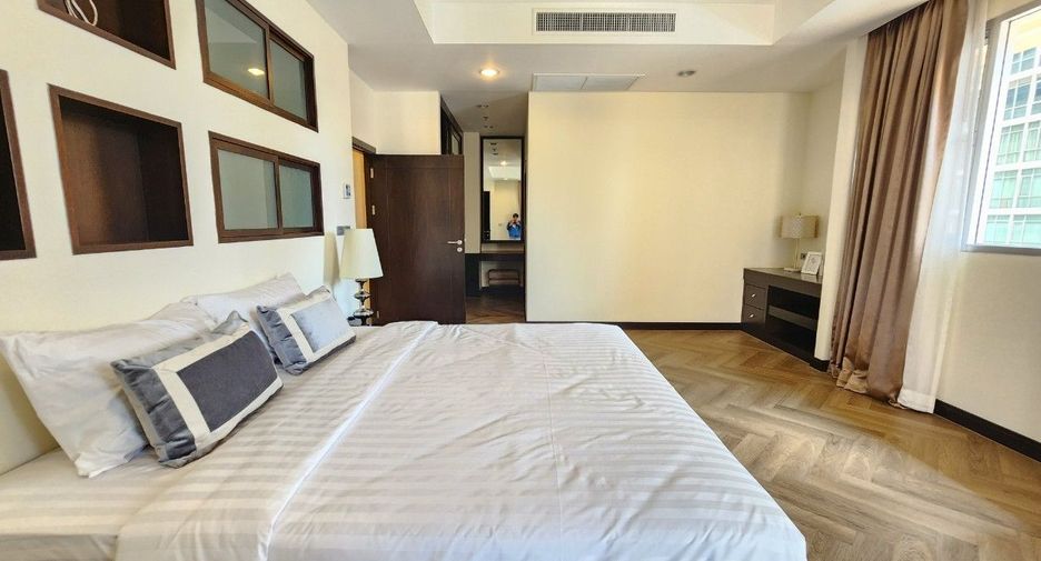 Serviced Apartment zur Miete mit 3 Zimmer in Khlong Toei, Bangkok