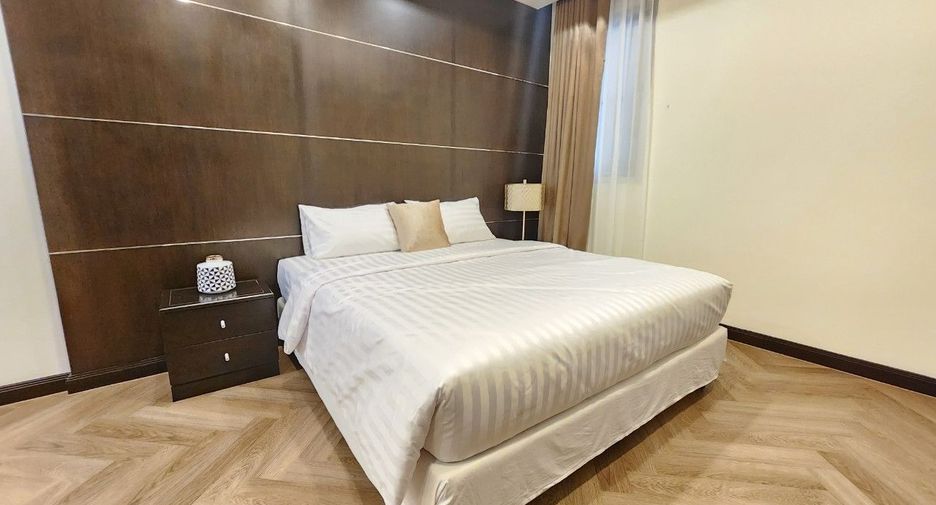 Serviced Apartment zur Miete mit 3 Zimmer in Khlong Toei, Bangkok