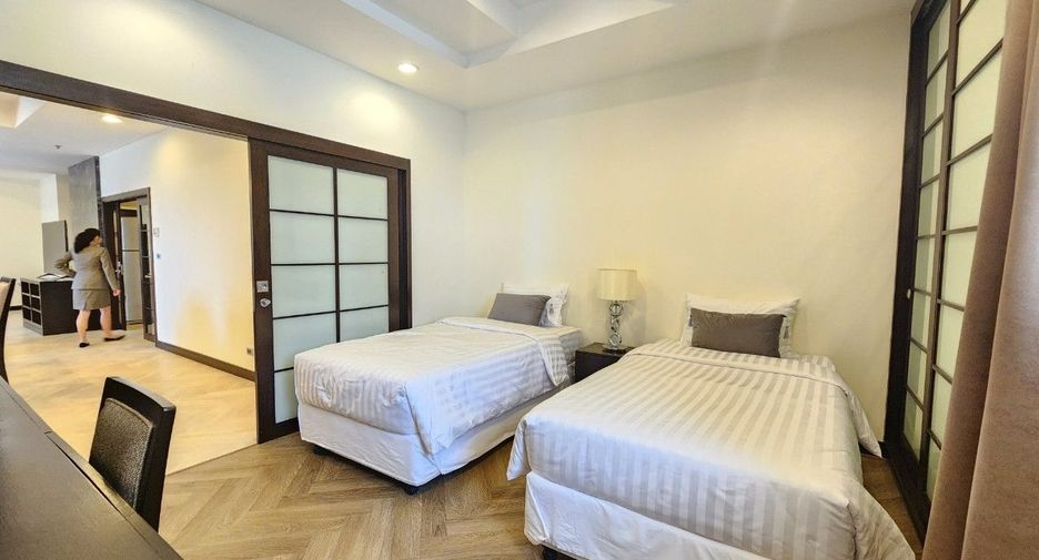 Serviced Apartment zur Miete mit 3 Zimmer in Khlong Toei, Bangkok