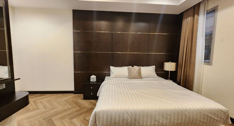 Serviced Apartment zur Miete mit 3 Zimmer in Khlong Toei, Bangkok