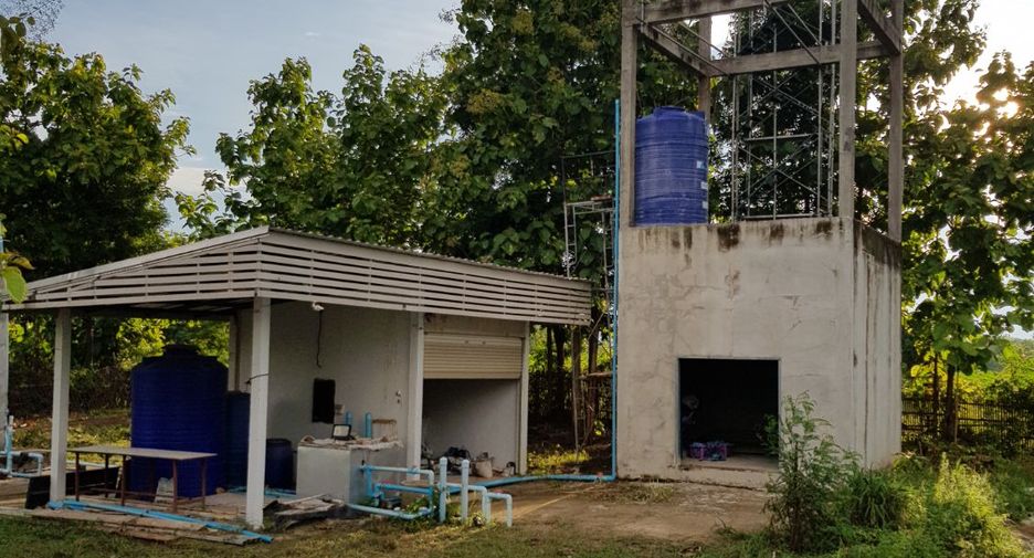 À vendre studio maison à Mueang Uttaradit, Uttaradit