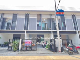 For sale 3 bed townhouse in Lam Luk Ka, Pathum Thani